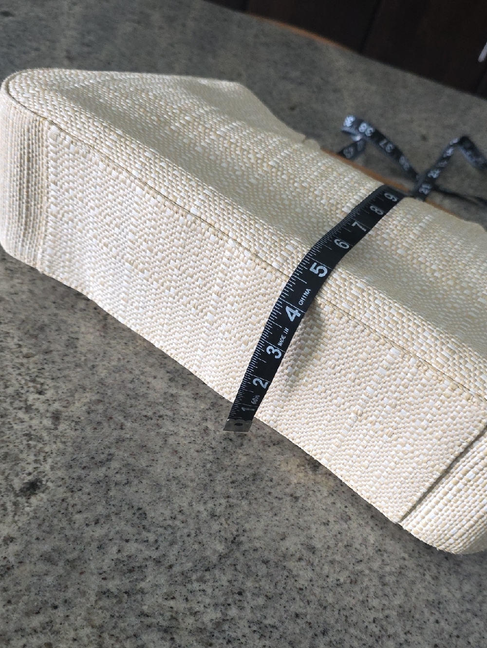 GAP Woven Straw Tote Bag with Wooden Handles - Natural - Picture 7 of 8
